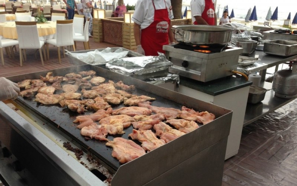 detskiy-molodezhnyi-tsentr-banana-сamp-turkey